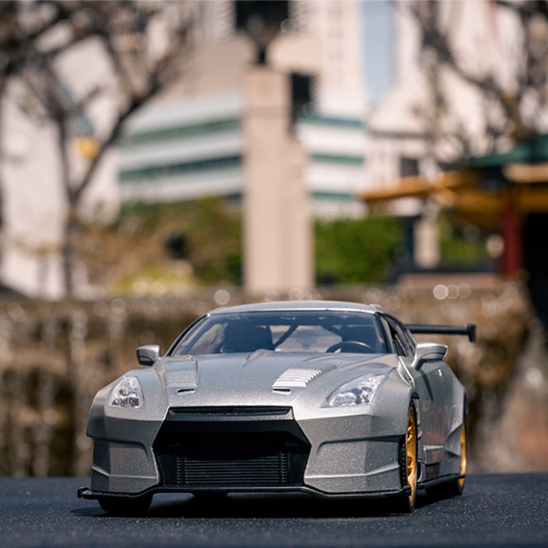 JADA TOYS 1:24 I LOVE THE 2000's 2009 NISSAN GT