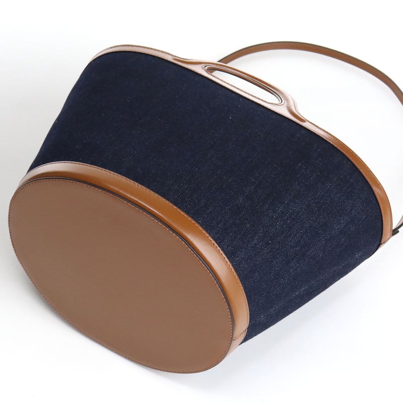 マルニ marni トートバッグ 本物 イタリア　2022 マルニ marni トートバッグ 本物 イタリア 2022