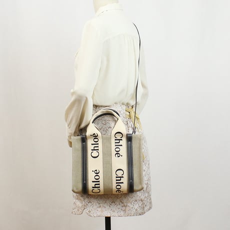 クロエ CHLOE トートバッグ　ブランドCHC22AS397I26　91JWHITE-BLUE 1 ベージュ系 ネイビー系
