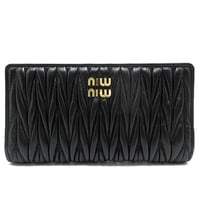 🎀ミュウミュウ MIU MIU PORTAF.G.VERTICALE スリム 二つ折り長財布 5MV027 2FPP F0002 MATELASSE'MIU / NERO アウトレット レディース