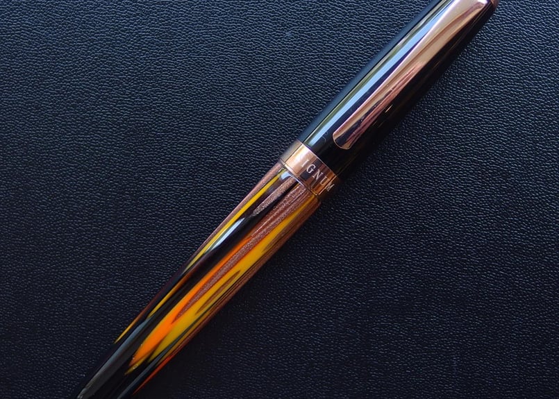 箱付き美品】 シグナム ノーバ 万年筆 パープル 18K 【公式通販】