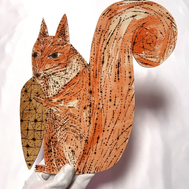 マッティピックヤムサ 新品 プライウッド 壁掛け リス 送料込