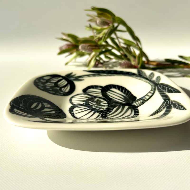 ARABIA＊ヘイニ・リータフフタ＊Heini riitahuhta＊2015年 楽天市場】ARABIA Juhlat マグカップ Heini Riitahuhta 象 アラビア