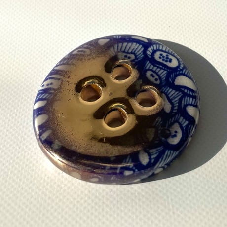 Heini Riitahuhta  Koru Nappi ゴールド ② 大サイズ