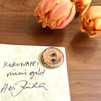 Heini Riitahuhta  Koru Nappi 小サイズ ゴールド① / ヘイニ・リータフフタ コルナッピ