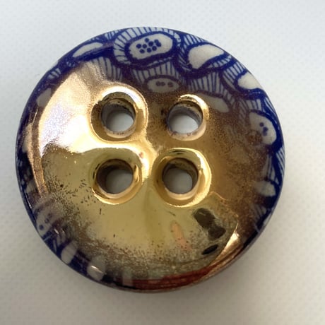 Heini Riitahuhta  Koru Nappi ゴールド ② 大サイズ