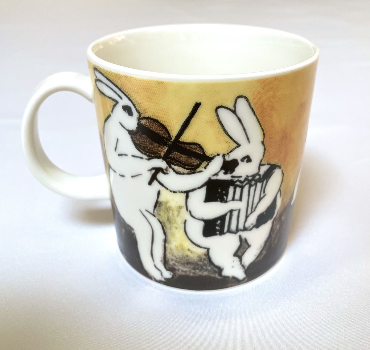 ARABIA ヘルヤ・リウッコ・スンドストロム Music Bunnies マグ