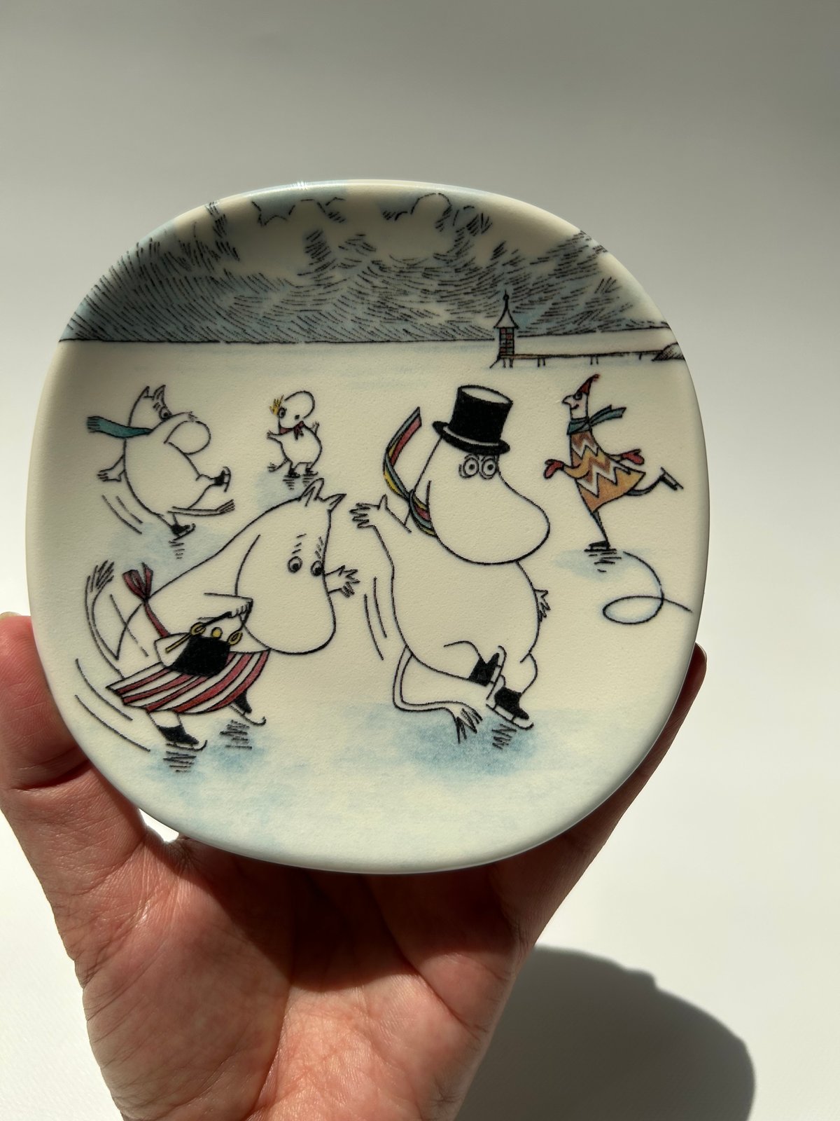 ARABIA ムーミン 『Ski Slope』 ウォールプレート Arabia/ムーミン ウォールプレート Ski Slope アラビア ムーミン 皿