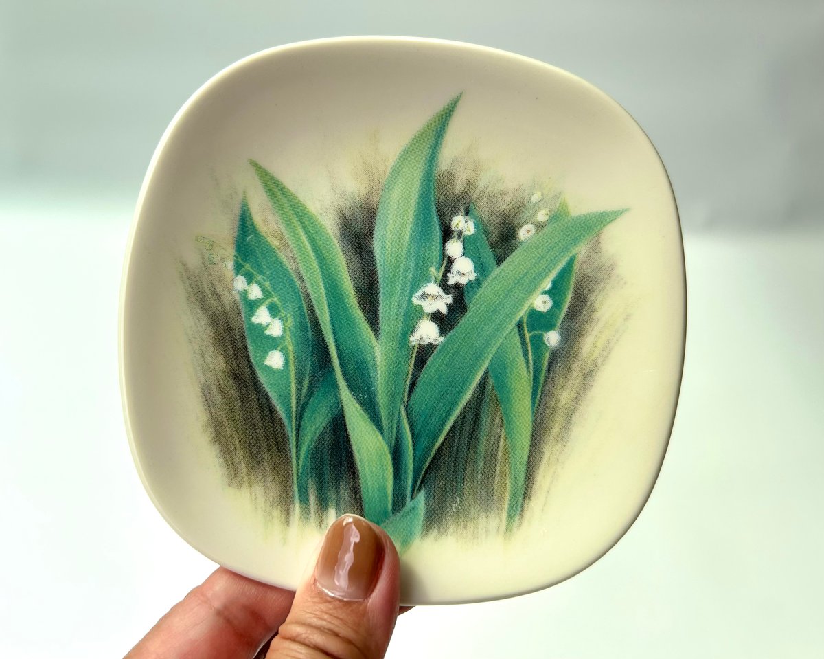 ARABIA WWF スズラン ウォールプレート Kielo アラビア | Kirsikkapuu