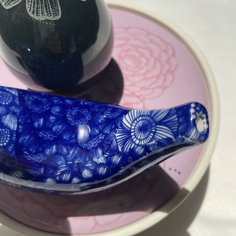 Heini Riitahuhta ヘイニリータフフタ 卵と鳥の蓋付ジャー