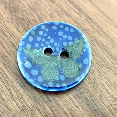 Heini Riitahuhta  Koru Nappi Mサイズ  バタフライモチーフ② コルナッピ