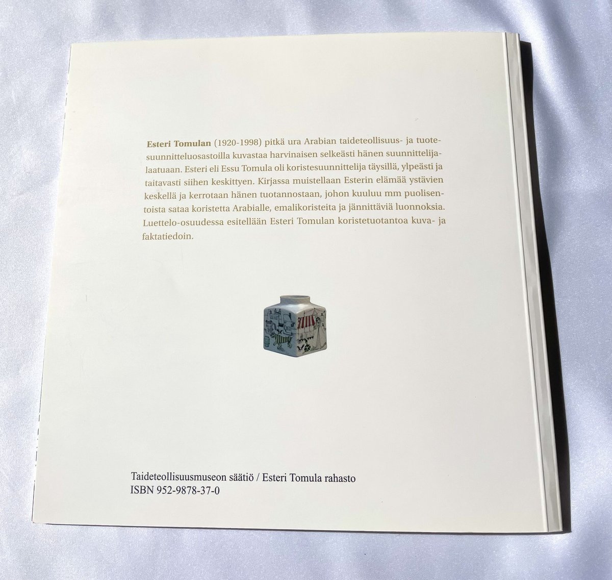 ARABIA - Esteri Tomula エステリ・トムラ 図録 / 作品集 ARABIA fit=scale-down,w=1200