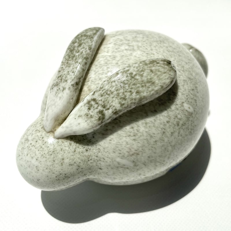 ヌータヤルヴィ　インケリ　トイッカ　チンチラ(うさぎ) ペーパーウェイト ヌータヤルヴィ インケリ トイッカ チンチラ(うさぎ) ペーパーウェイト