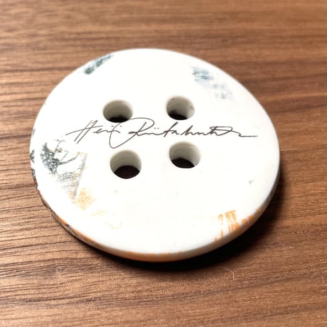 P様 ご予約品 Heini Riitahuhta  Koru Nappi バード 四つ穴 ② 送料込み