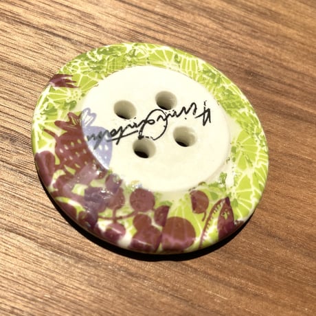 Heini Riitahuhta  Koru Nappi バード ＊15 / 4つ穴