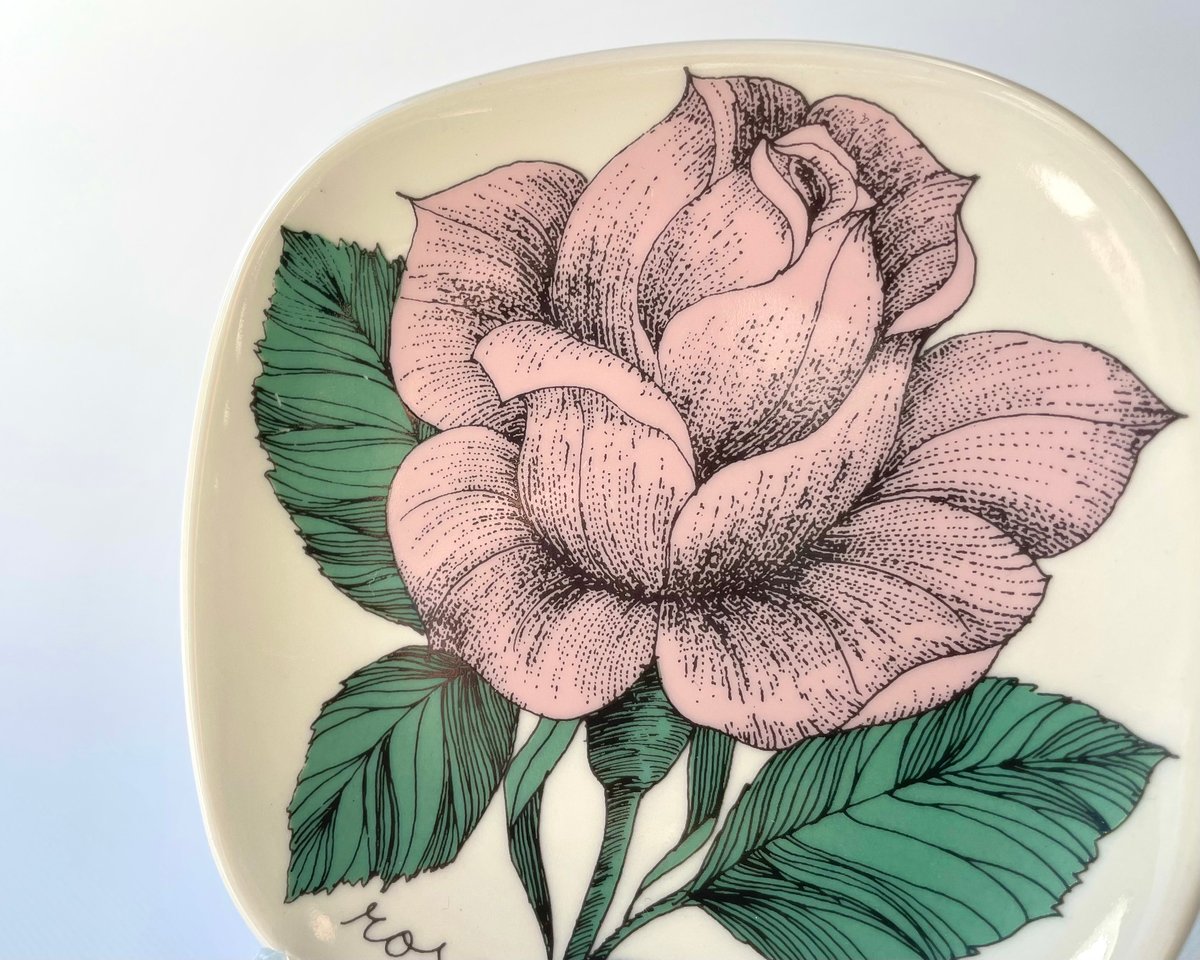 ARABIA - ARABIA エステリトムラ Botanica クイーンエリザベス・ローズ ARABIA エステリトムラ Botanica Rosa elisabeth クイーン