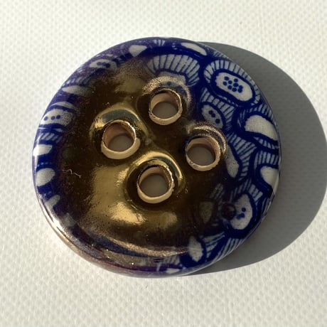 Heini Riitahuhta  Koru Nappi ゴールド ② 大サイズ