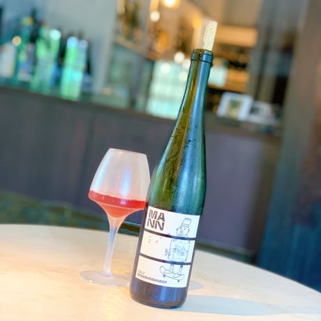 Calx Grauburgunder 2022／Weingut Man（ヴァイングート・マン）