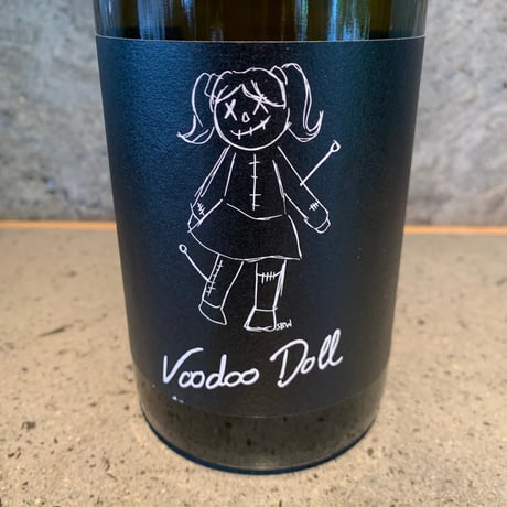 Voodoo Doll 2021／Okologisches Weingut Schmitt （エコロギッシェス・ヴァイングート・ シュミット）