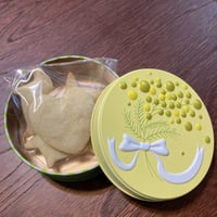 【卵不使用】よつ葉バターのクッキー　ミモザ缶（お菓子のミカタ）セット