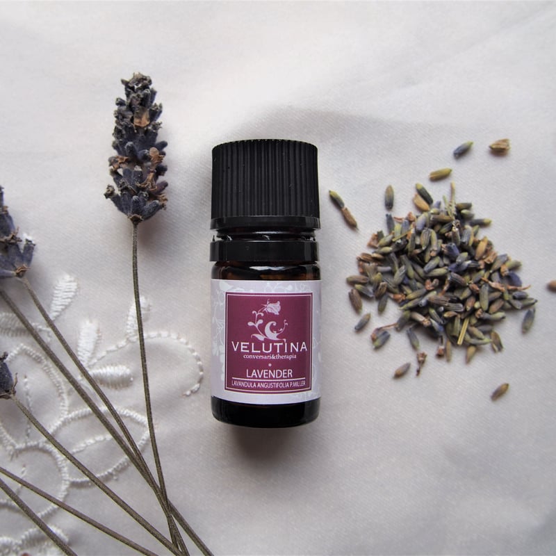 真正ラベンダー エッセンシャルオイル | aroma blessの小箱