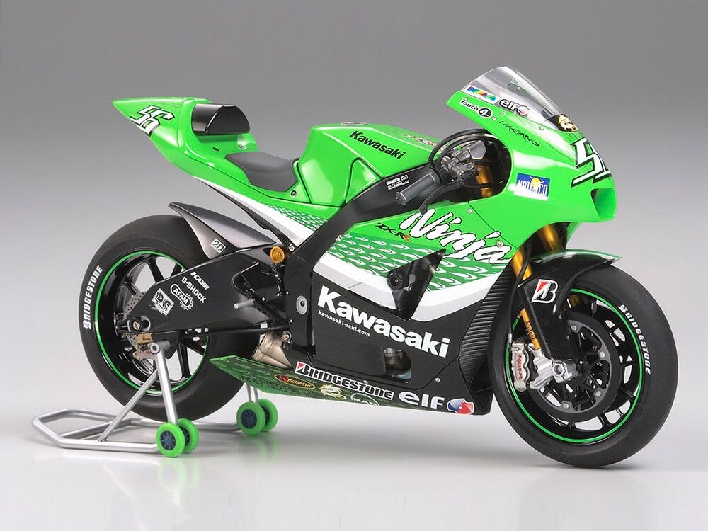 タミヤ 1/12 オートバイ No.109 カワサキ Ninja ZX-RR | ウエサカ模型店