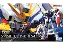 バンダイ　RG 新品　ニューガンダム　ν ハイニュー　Hi-ν 2点セット 1/144 （036） RX-93-v2 Hi-νガンダム （ハイニューガンダム