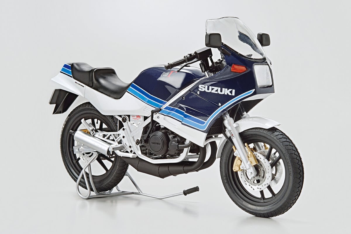 アオシマ 1/12 ザ・バイク No.21 スズキ GJ21A RG250Γ '84 | ウエ アオシマ 1/12 ザ・バイク No.21 スズキ GJ21A RG250Γ '84 | ウエ