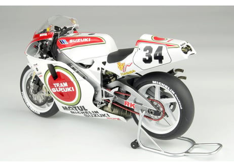 プラッツ（BEEMAX）1/12 スズキ RGV-Γ (XR79) 1993 WGP500 チャンピオン