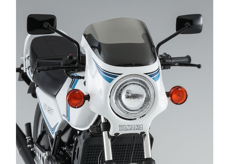 YAMAHA RZ 250/350 ビキニカウル RZ250 RZ350 当時物 ヤマハ YAMAHA RZ 250/350 ビキニカウル RZ250 RZ350 当時物 ヤマハ