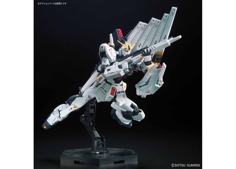 バンダイ RG 1/144 νガンダム（RG-32）