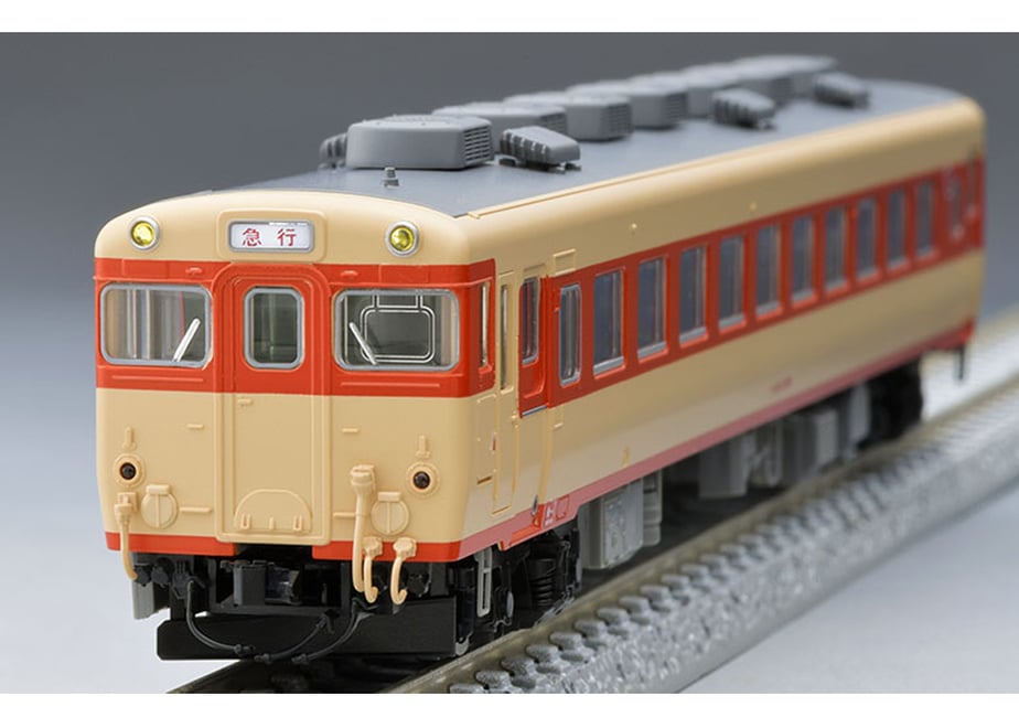 67677d77e22e247fa6cbee85
