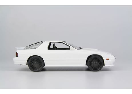 プラッツ MN07 1/32 オートモービルキット マツダ サバンナ RX-7（FC3S） クリスタルホワイト