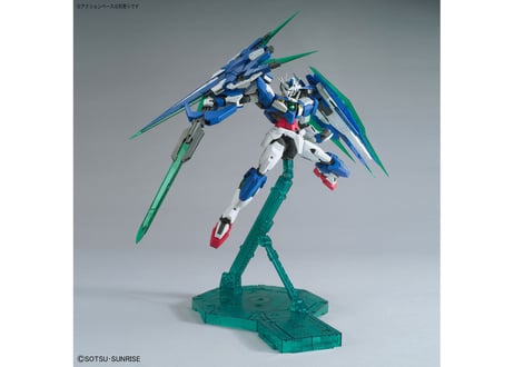 バンダイ MG 1/100 ダブルオークアンタフルセイバー