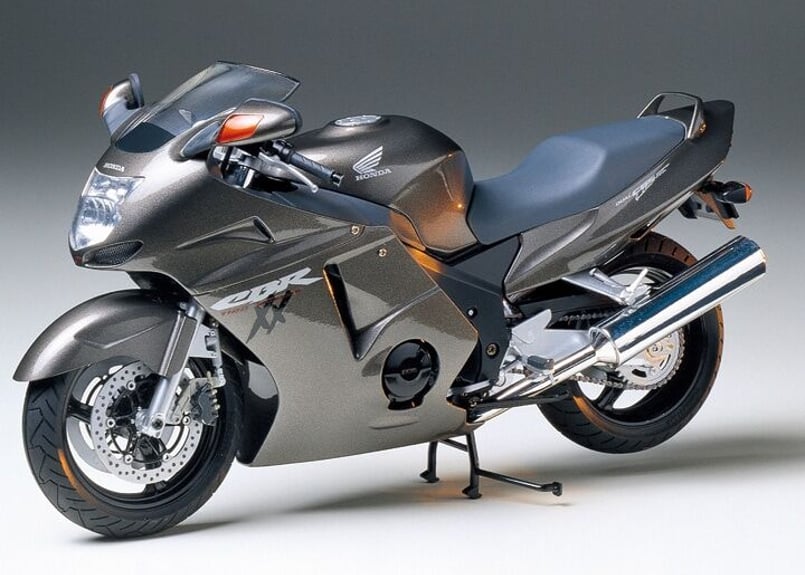 タミヤ 1/12 オートバイ No.70 Honda CBR1100XXスーパーブラック