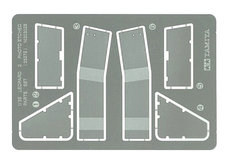 タミヤ 25207 1/35 レオパルト2A6戦車“ウクライナ軍”（スケール限定商品）