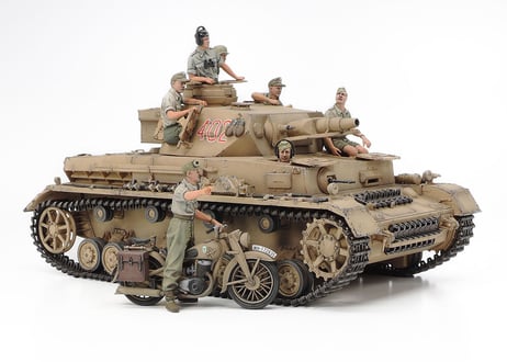 タミヤ 25208 1/35 ドイツIV号戦車F型・伝令バイクセット“北アフリカ戦線”