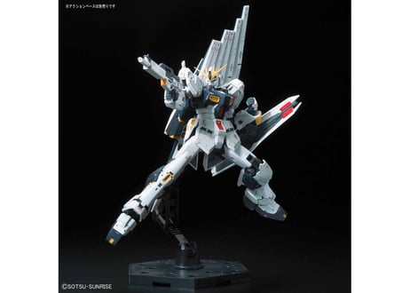 バンダイ RG 1/144 νガンダム（RG-32）