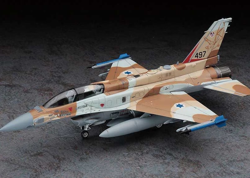 1/34  F-16 FIGHTING FALCON 模型飛行機 ソリッドモデル F-16D Fighting Falcon Republic of Singapore Air Fo — Motor