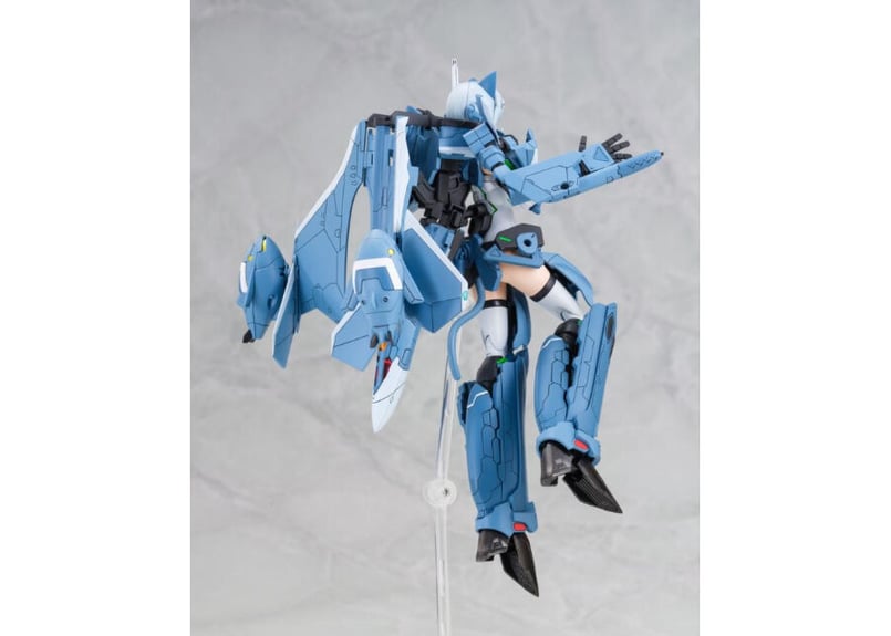 V.F.G. マクロスΔ VF-31A カイロスSP 完成品 アオシマ