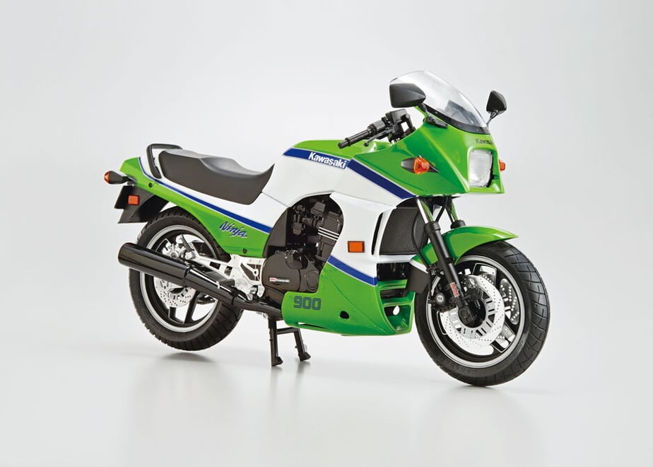 6323ff6325c9062bb54d6631