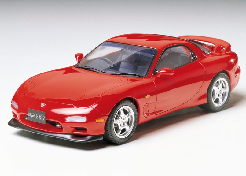 1/24スケール、アンフィニRX-7完成品 T-GARAGE店長がキットレビュー＆製作 タミヤ 1/24 アンフィニ RX