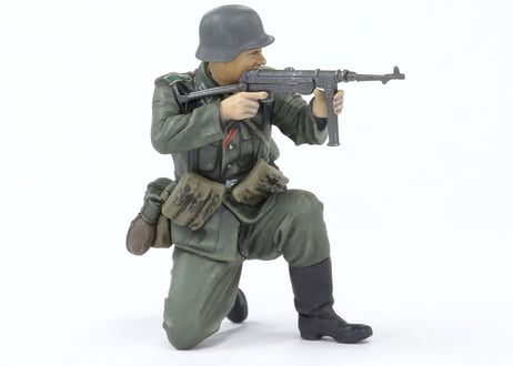 タミヤ 1/35 MM No.386 ドイツ機関銃チーム (大戦中期)