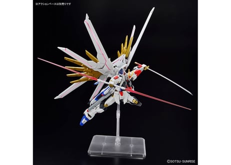 バンダイ HGCE-250 1/144 マイティーストライクフリーダムガンダム
