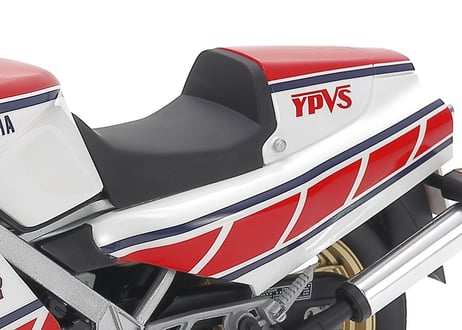 タミヤ 1/12 オートバイ No.37 ヤマハ RZV500R