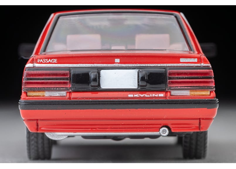 トミーテック 1/64 TLV-N352a 日産 スカイライン 4ドアHT 1800