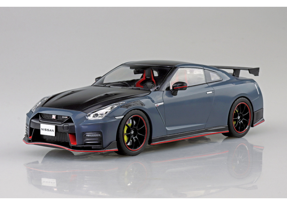 アオシマ 1/24 NISSANGT-Rプラモデル完成品 アオシマ 1/24 楽プラ スナップカー No.02-NG R35 NISSAN GT-R N