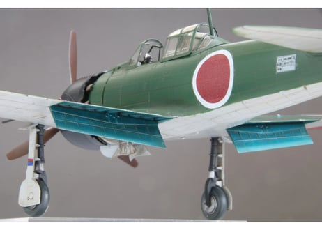 ファインモールド 1/48 帝国海軍 零式艦上戦闘機五二型（三菱製・中期型）(FZ01)