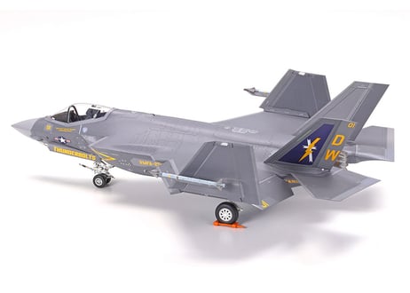 タミヤ 1/72 ウォーバードコレクション No.94 ロッキード マーチン F-35C ライトニングII