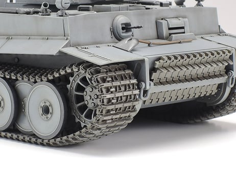 タミヤ 1/35 MM No.216ドイツ重戦車 タイガーI 初期生産型
